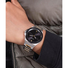 Load image into Gallery viewer, GUESS Men's Analogue Quartz Watch with Stainless Steel Strap GW0833G3, product image 7