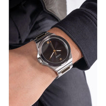 Load image into Gallery viewer, GUESS Men's Analogue Quartz Watch with Stainless Steel Strap GW0833G3, product image 6