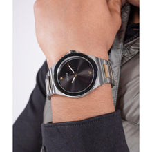 Load image into Gallery viewer, GUESS Men's Analogue Quartz Watch with Stainless Steel Strap GW0833G3, product image 5