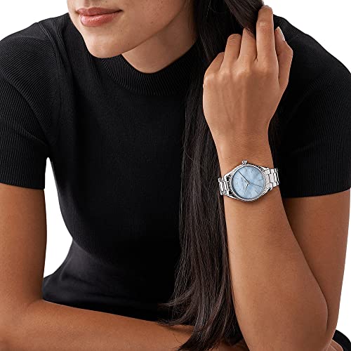 Michael kors hot sale smartwatch size